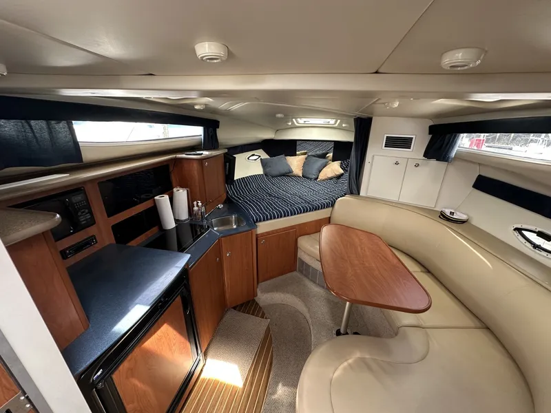 Slide: The Image of Bayliner 305 2006 - 6070399