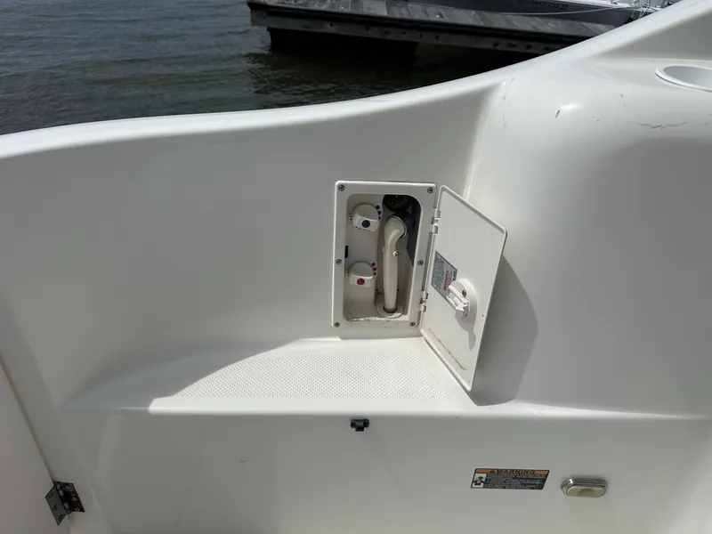 Slide: The Image of Bayliner 305 2006 - 6070419