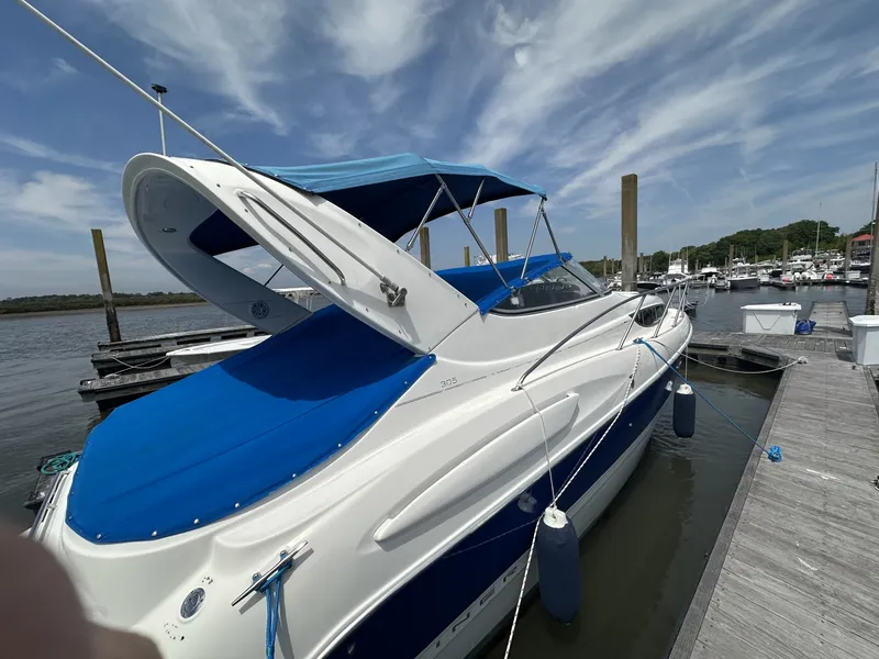 Slide: The Image of Bayliner 305 2006 - 6070383