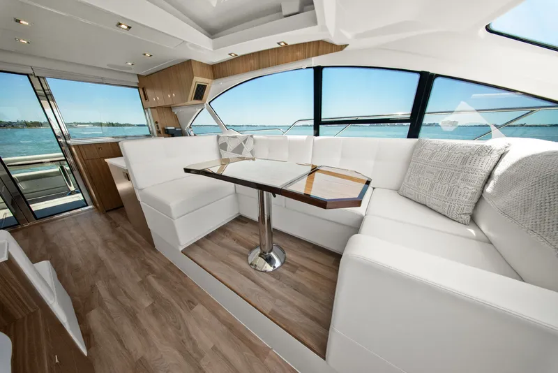 Slide: The Image of Cruisers 50 Cantius 2025 - 6182152