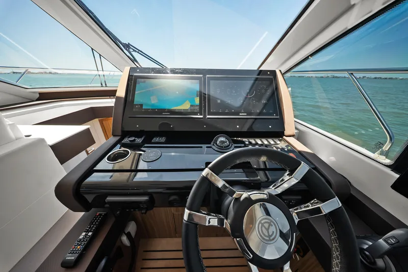 Slide: The Image of Cruisers 50 Cantius 2025 - 6182167