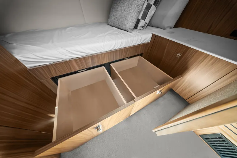 Slide: The Image of Cruisers 50 Cantius 2025 - 6182169