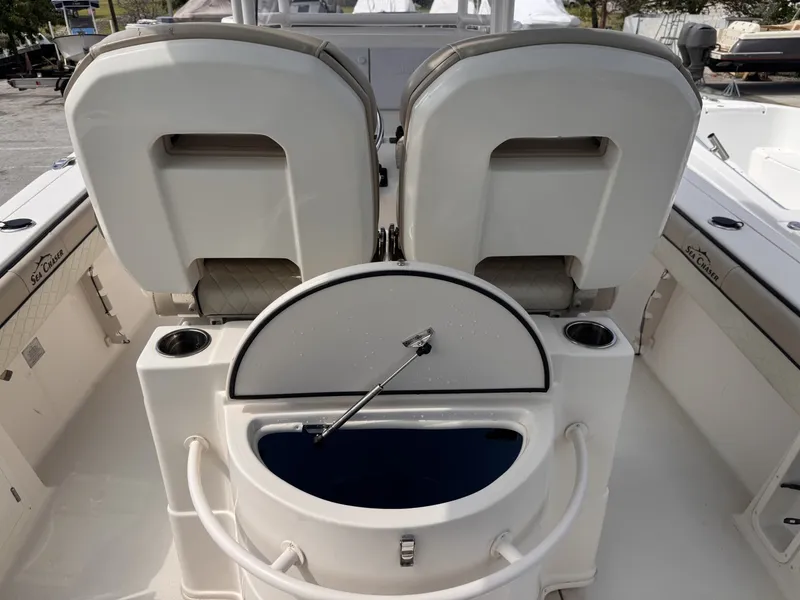 Slide: The Image of Sea Chaser 27 2022 - 6070662