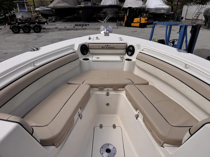 Slide: The Image of Sea Chaser 27 2022 - 6070669