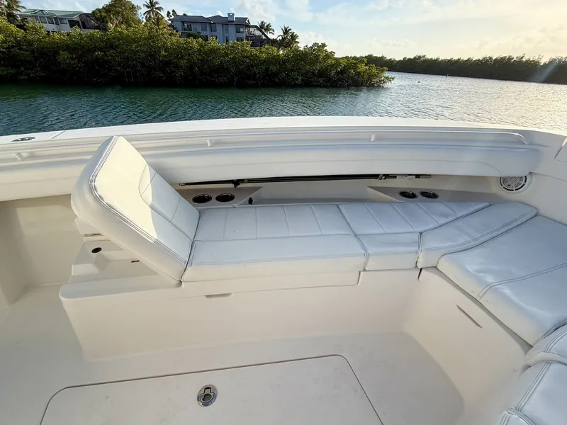 Slide: The Image of Regulator Marine 31 2020 - 6070736