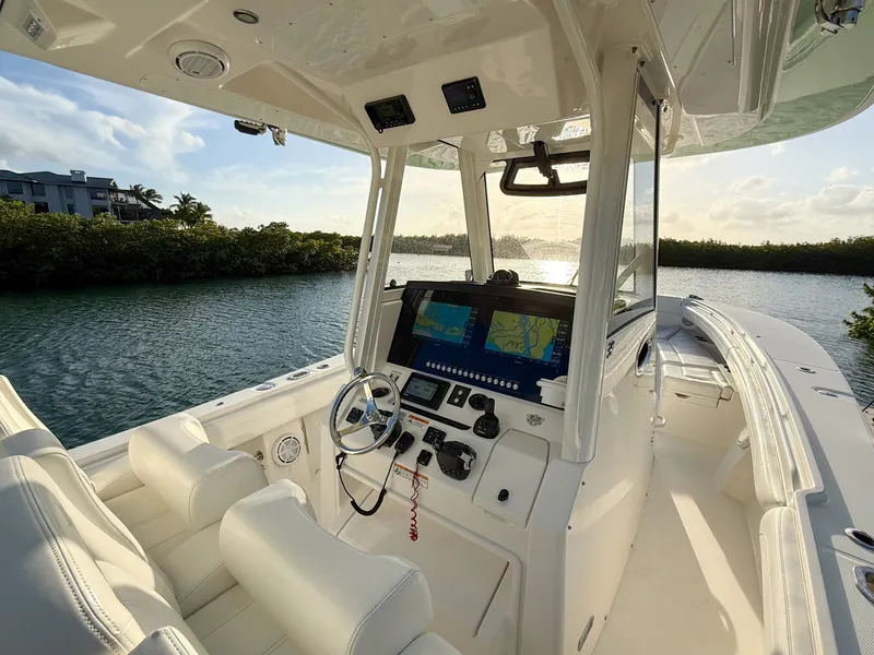 Slide: The Image of Regulator Marine 31 2020 - 6070717