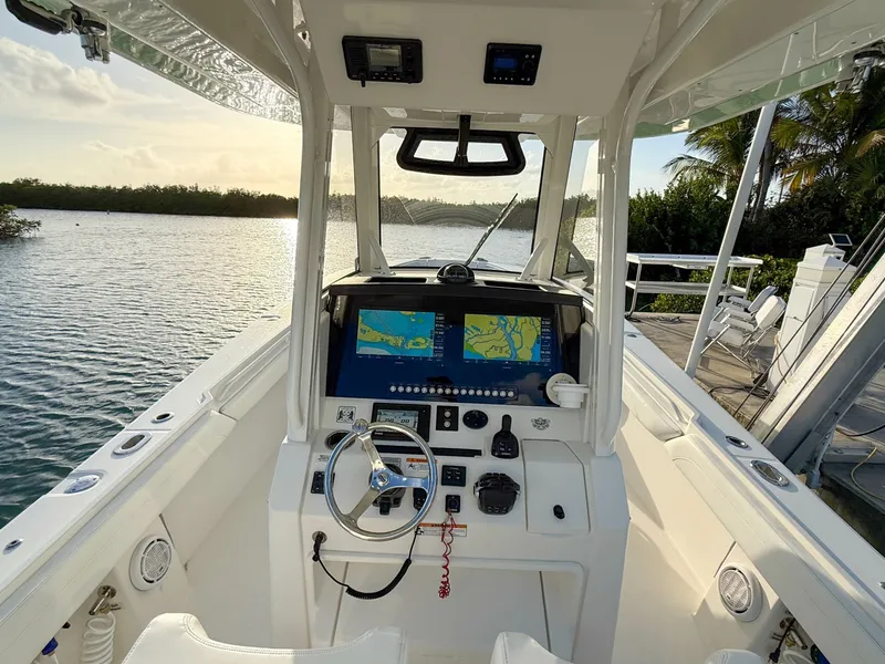 Slide: The Image of Regulator Marine 31 2020 - 6070727