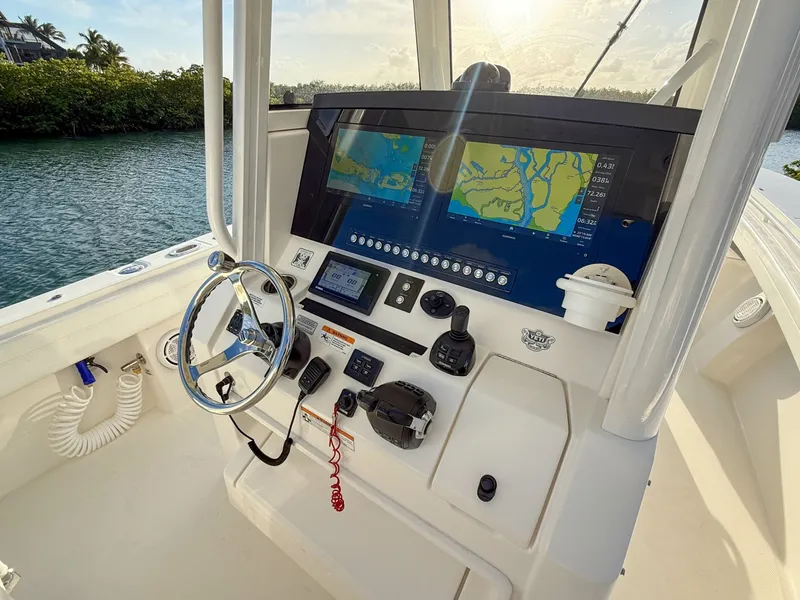 Slide: The Image of Regulator Marine 31 2020 - 6070718