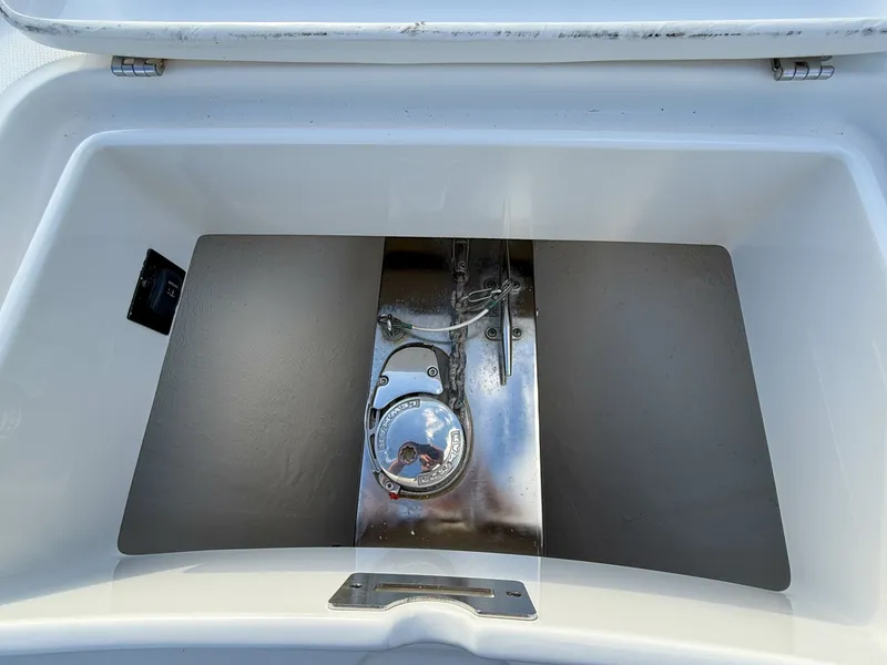 Slide: The Image of Regulator Marine 31 2020 - 6070735