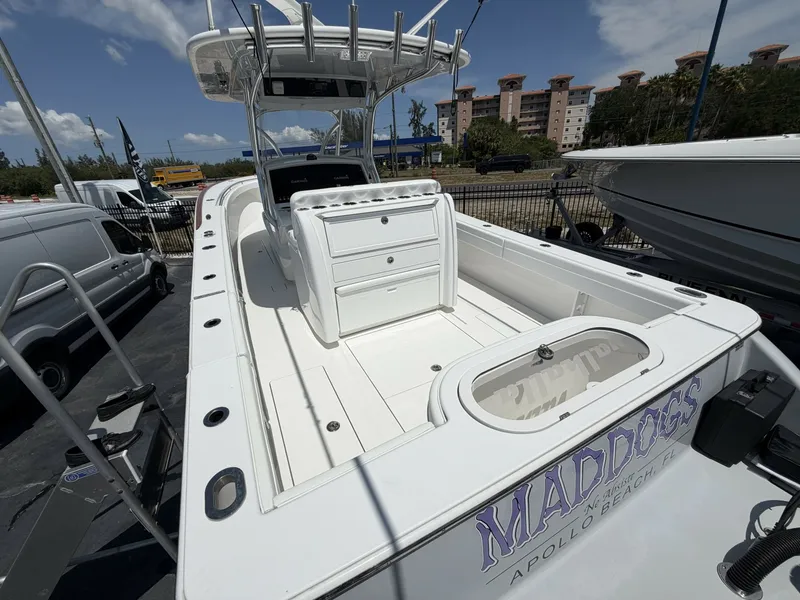 Slide: The Image of Valhalla Boatworks V33 2023 - 6070765