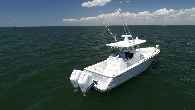 Slide: The Image of Valhalla Boatworks V33 2023 - 6070759