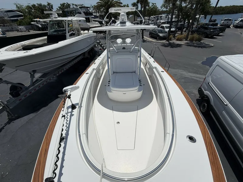 Slide: The Image of Valhalla Boatworks V33 2023 - 6070773