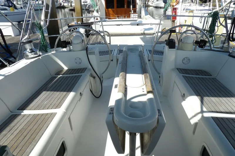 Slide: The Image of Beneteau 473 2002 - 6070882