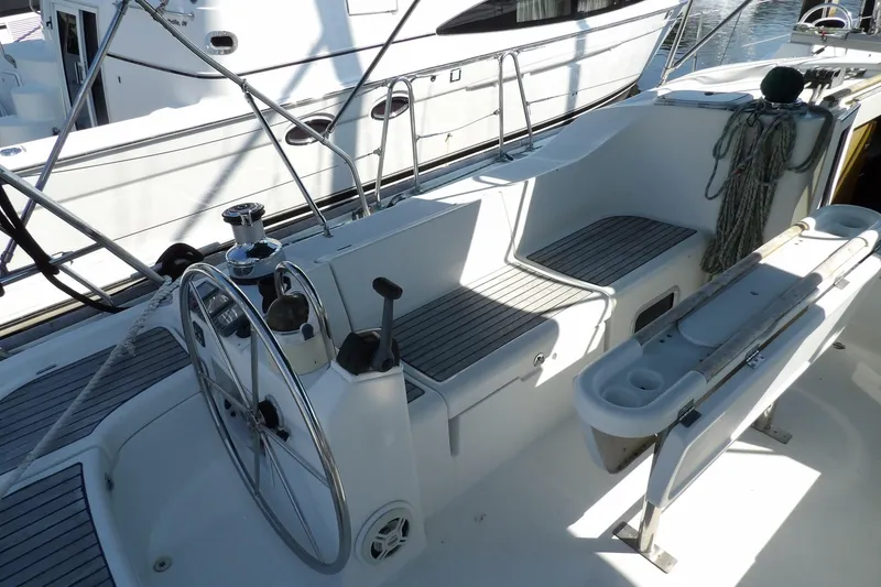 Slide: The Image of Beneteau 473 2002 - 6070884