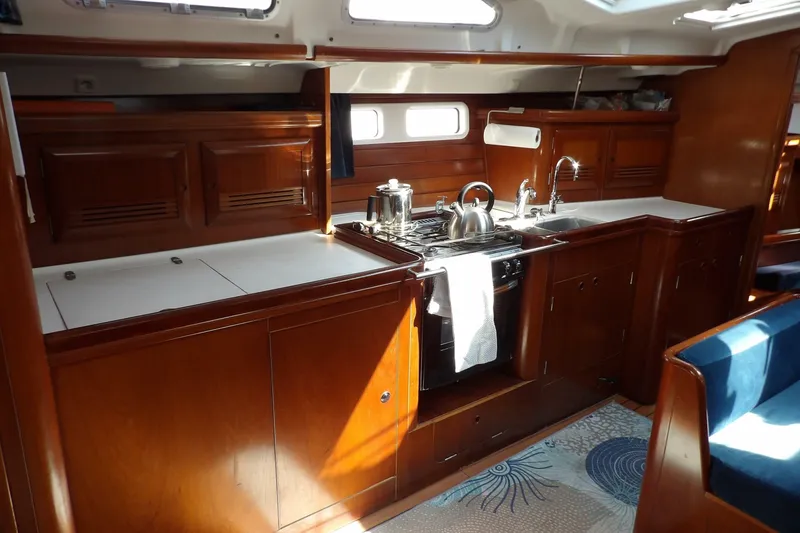 Slide: The Image of Beneteau 473 2002 - 6070892