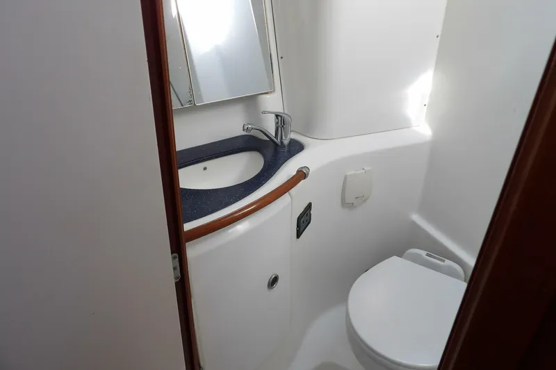 Slide: The Image of Beneteau 473 2002 - 6070895