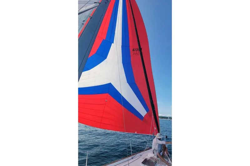Slide: The Image of Beneteau 473 2002 - 6070916