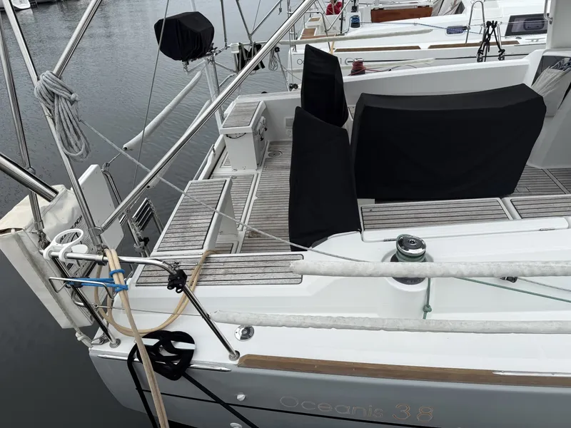 Slide: The Image of Beneteau Oceanis 2016 - 6072001