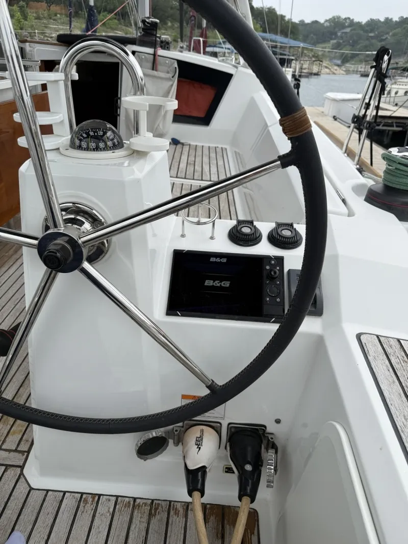 Slide: The Image of Beneteau Oceanis 2016 - 6072072