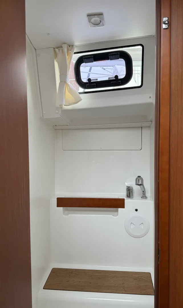 Slide: The Image of Beneteau Oceanis 2016 - 6072849