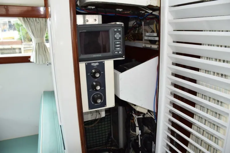 Slide: The Image of VesselView Engine Display And Air Cond Control In Starboard Closet - 6073886