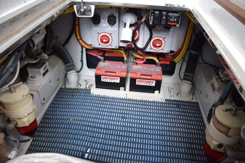 Slide: The Image of Inside Center ER Hatch Looking Aft - 6073892