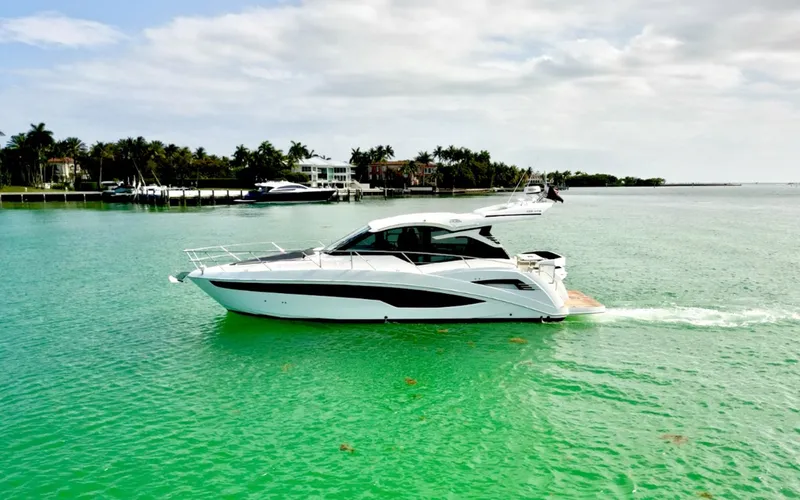 The Image of Galeon 425 HTS 2020 - 6071700