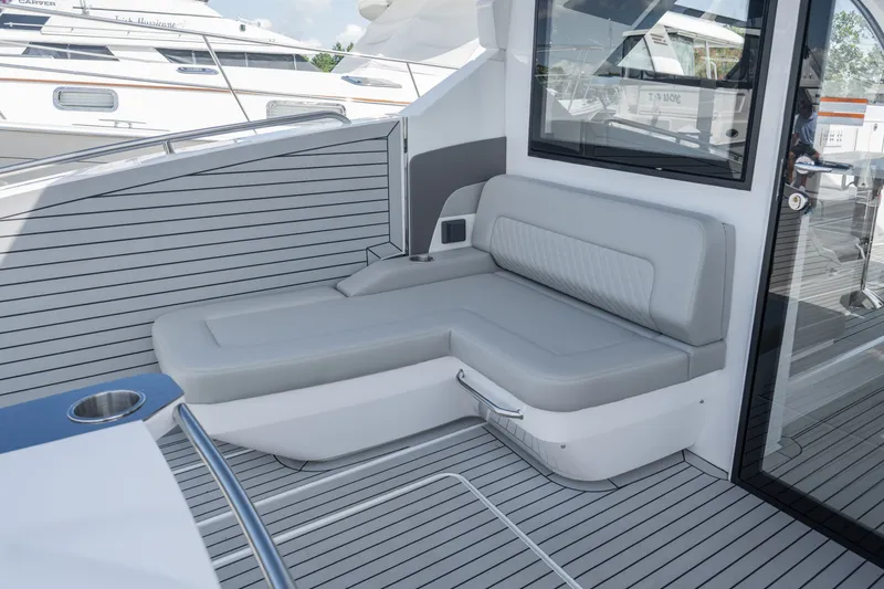 Slide: The Image of Cruisers 50GLS OB 2026 - 7582108