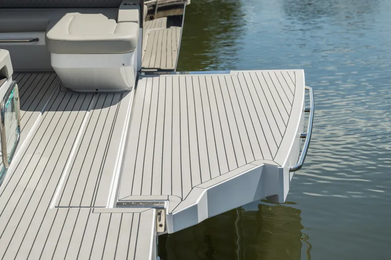 Slide: The Image of Cruisers 50GLS OB 2026 - 7582103