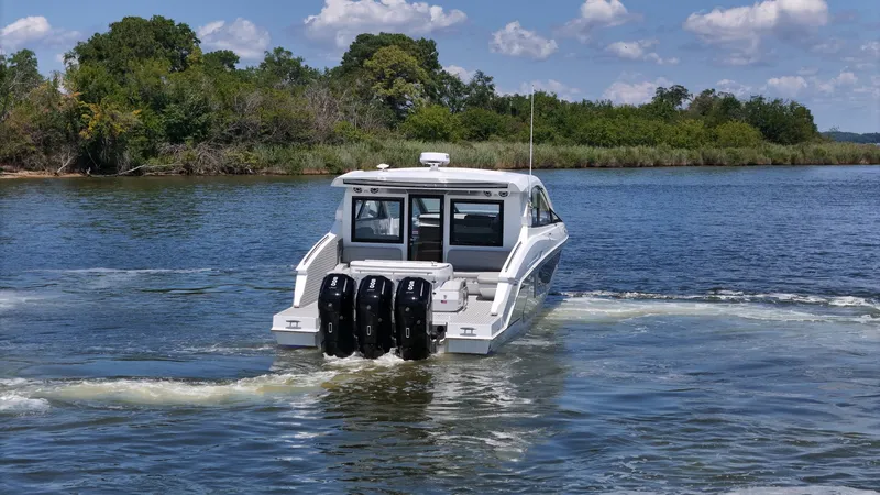 Slide: The Image of Cruisers 50GLS OB 2026 - 7181341