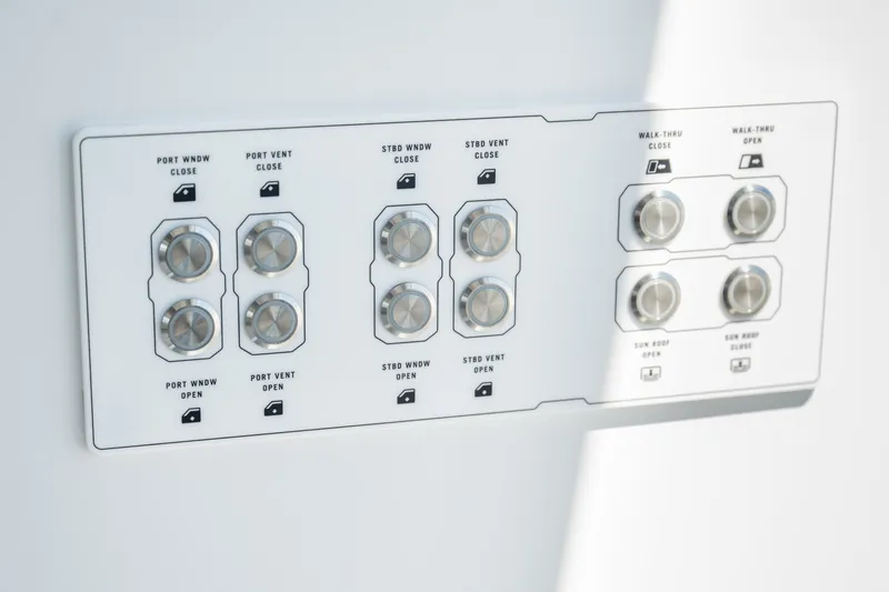 Slide: The Image of Cruisers 50GLS OB 2026 - 7582130