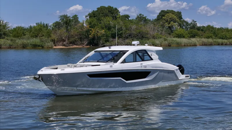 Slide: The Image of Cruisers 50GLS OB 2026 - 7181344