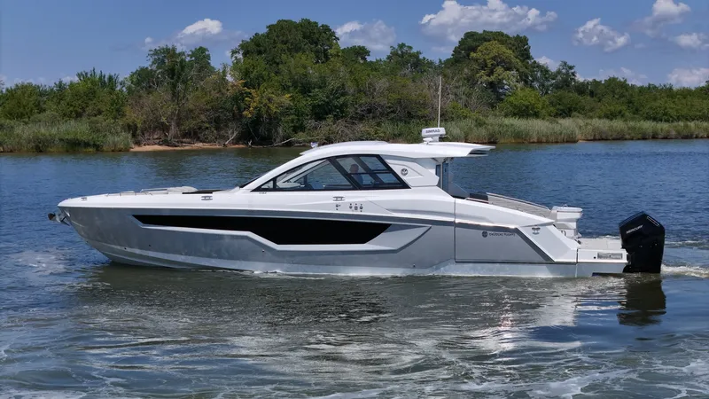 Slide: The Image of Cruisers 50GLS OB 2026 - 7181343