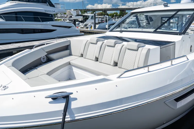 Slide: The Image of Cruisers 50GLS OB 2026 - 7582135