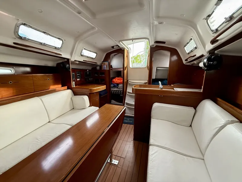Slide: The Image of Beneteau First 36.7 2005 - 6072385