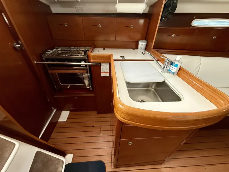Slide: The Image of Beneteau First 36.7 2005 - 6072374