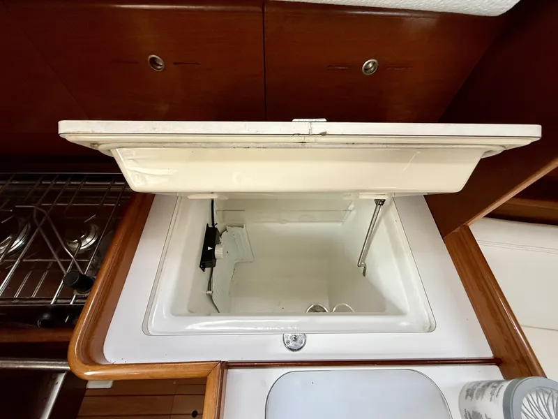 Slide: The Image of Beneteau First 36.7 2005 - 6072376