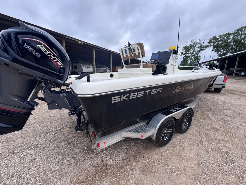 Slide: The Image of Skeeter SX2350 2023 - 6072446