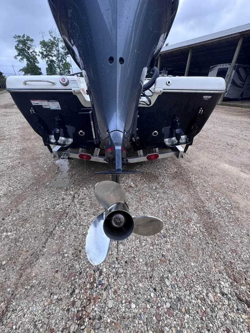 Slide: The Image of Skeeter SX2350 2023 - 6072449
