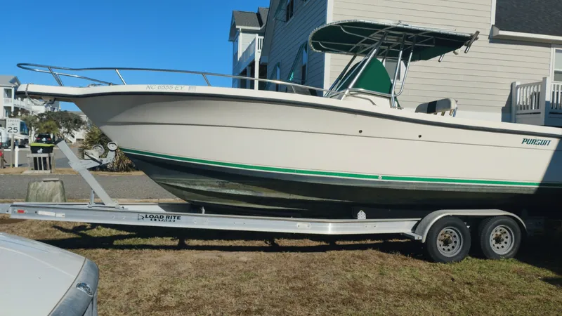 The Image of Pursuit 2670 Cuddy Console 2001 - 6072547