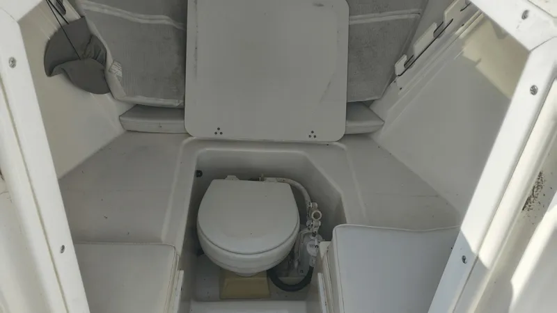 Slide: The Image of Pursuit 2670 Cuddy Console 2001 - 6072565