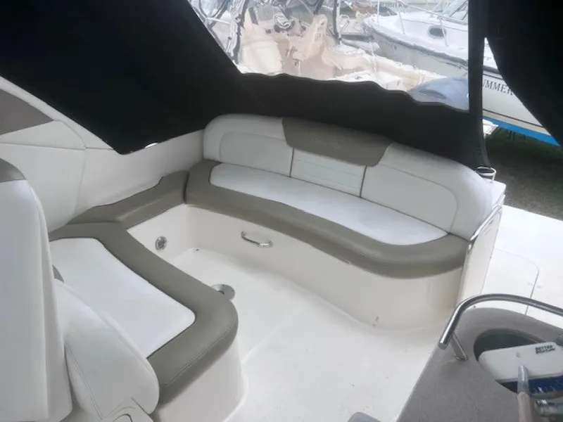 Slide: The Image of Cockpit Seating - 6074188