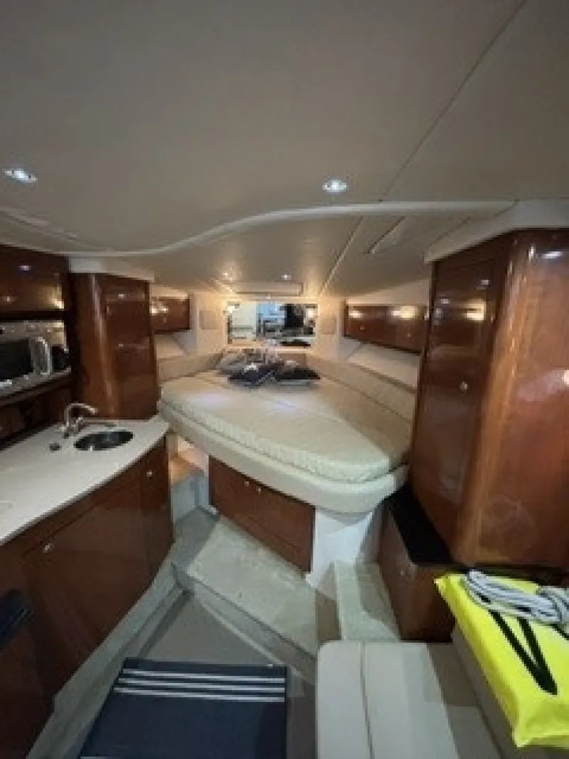 Slide: The Image of V Berth Forward - 6074219
