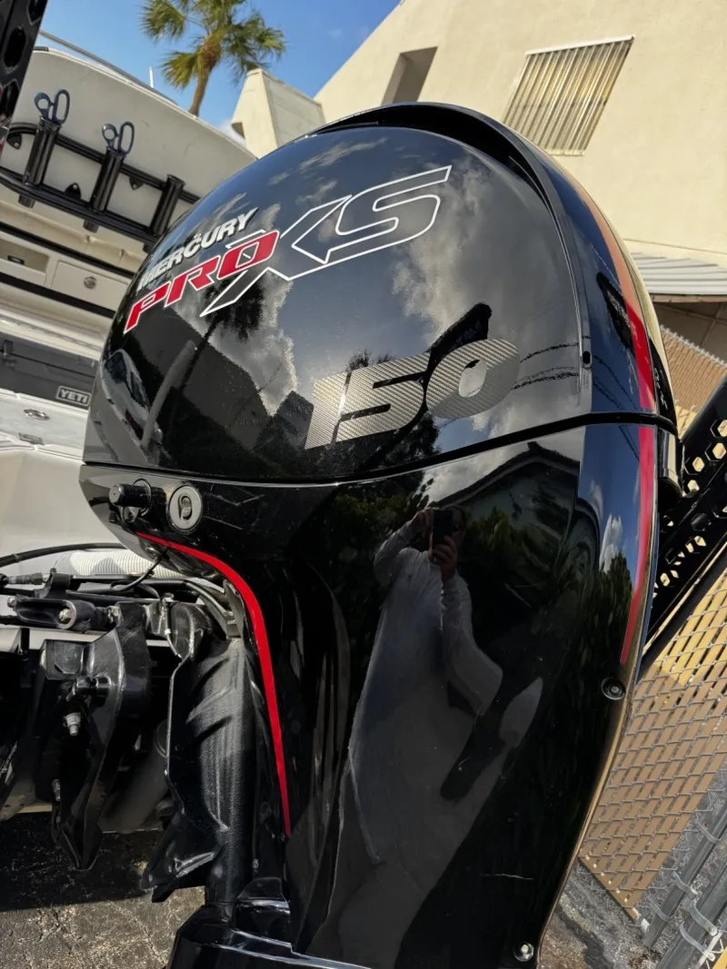 Slide: The Image of Tidewater 2110 Bay 2022 - 6073926
