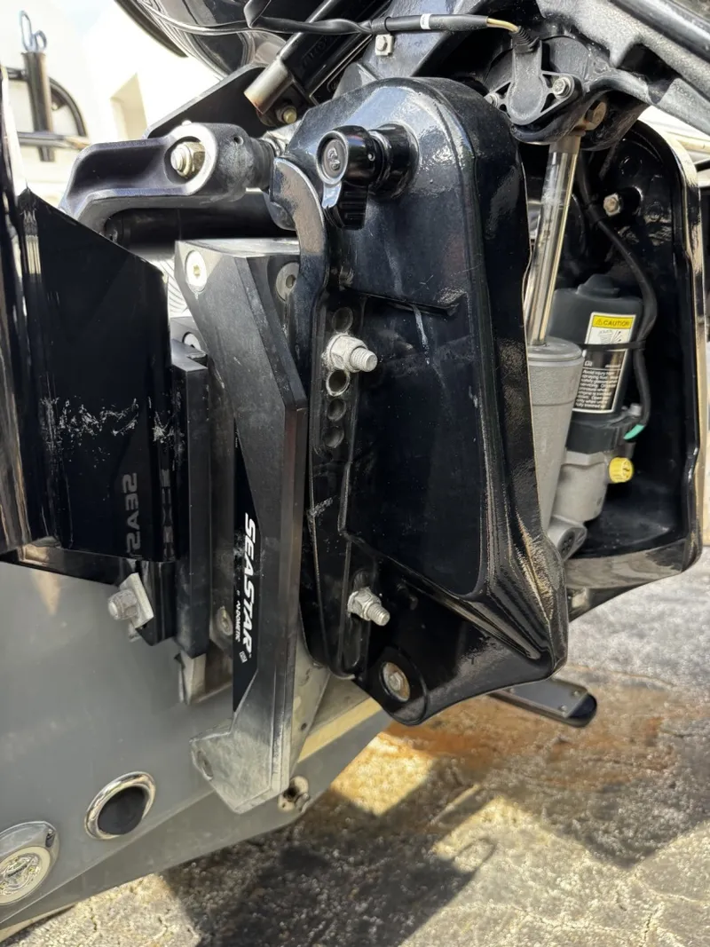 Slide: The Image of Tidewater 2110 Bay 2022 - 6073925