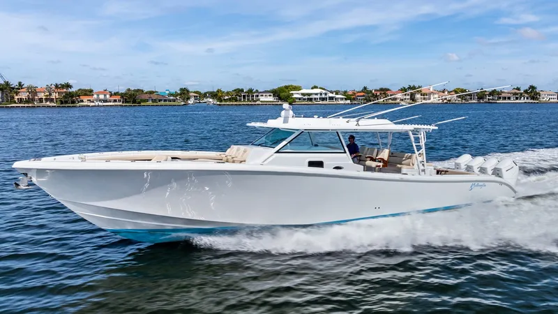 Slide: The Image of Yellowfin 54 Offshore 2024 - 6087987