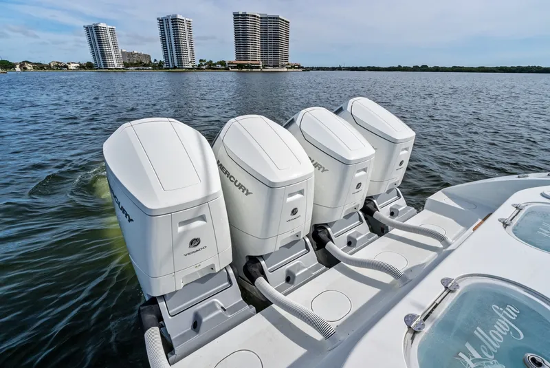 Slide: The Image of Yellowfin 54 Offshore 2024 - 6088044