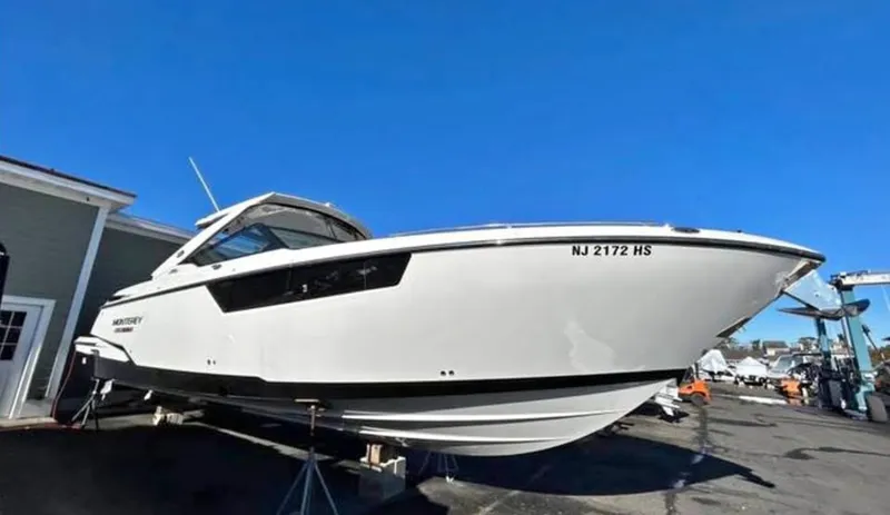 The Image of Monterey 385SE Super Express 2021 - 6074811
