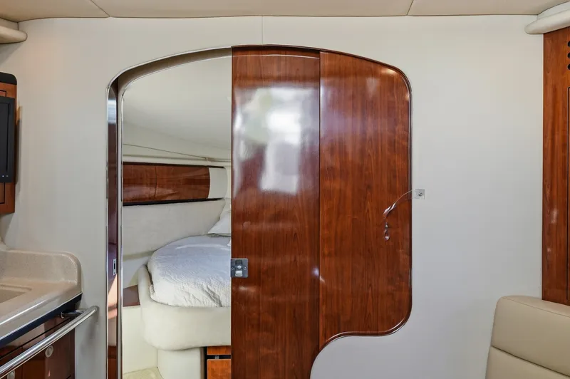 Slide: The Image of Sea Ray 360 SUNDANCER 2004 - 8124188