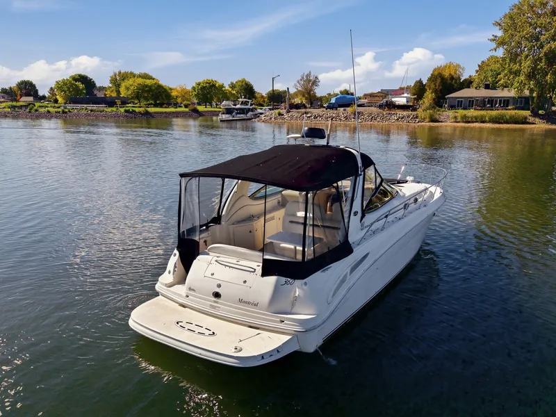 Slide: The Image of Sea Ray 360 SUNDANCER 2004 - 8124193